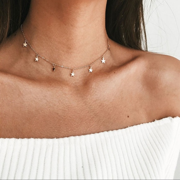 Jewelry - 🆕Gold Star Tassel Choker